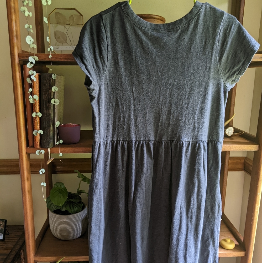 Short sleeve charcoal universal thread MIDI dress